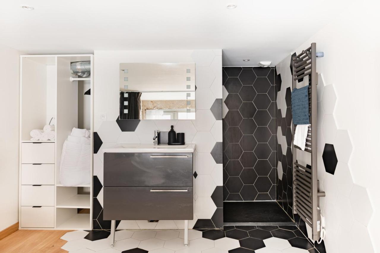 Hypercentre Tram Design Apartment